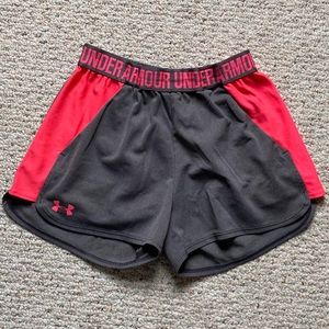 Under armour shorts size medium